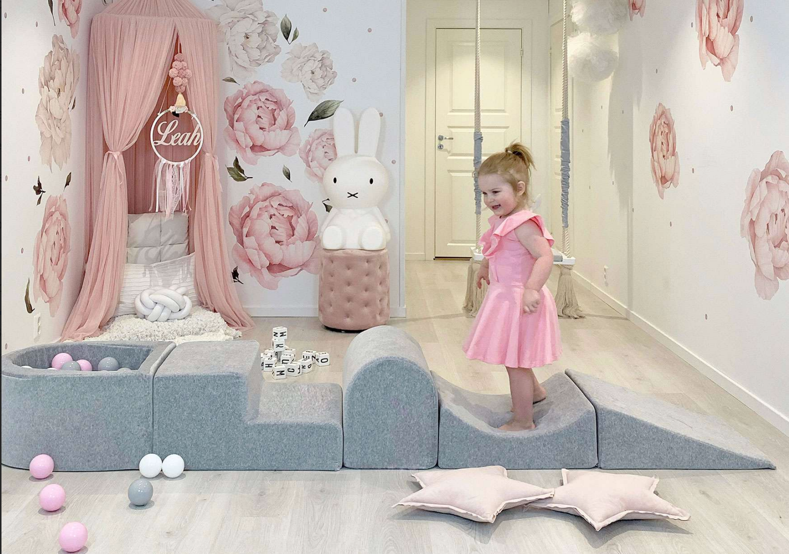 Soft Play Sets with Ball Pit