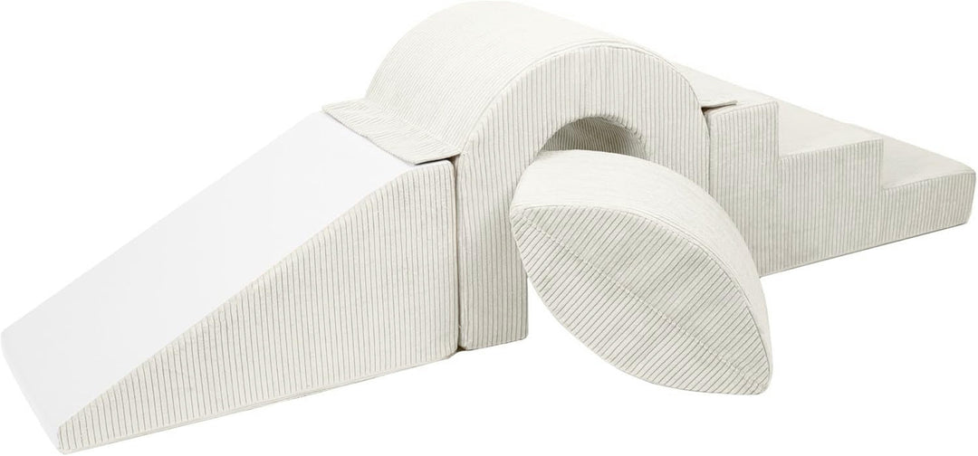 Ensemble de marches, de toboggans et de balles Soft Play