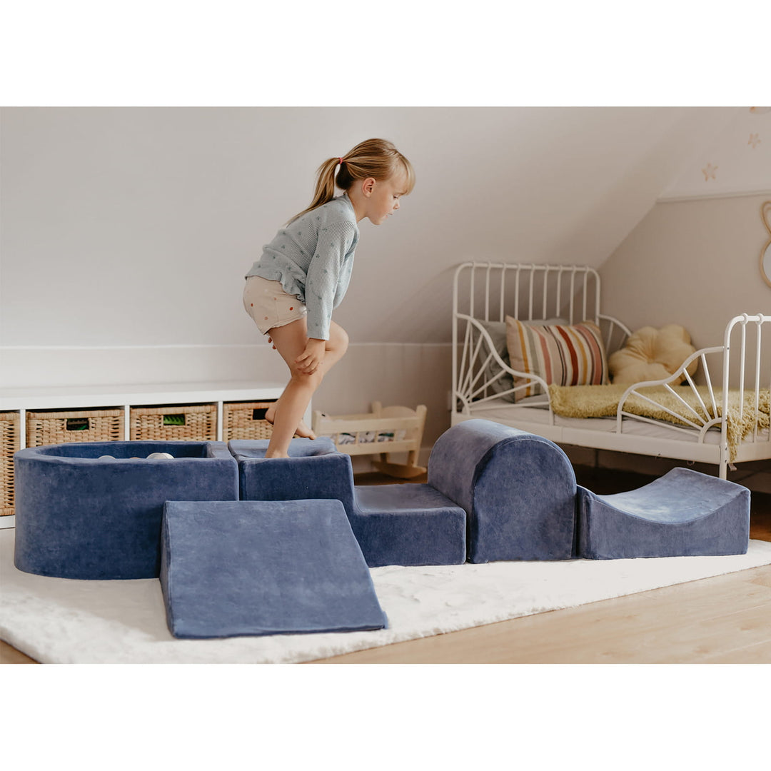 Ensemble de jeu en mousse bleu-gris velours avec petite piscine à balles avec 100 balles